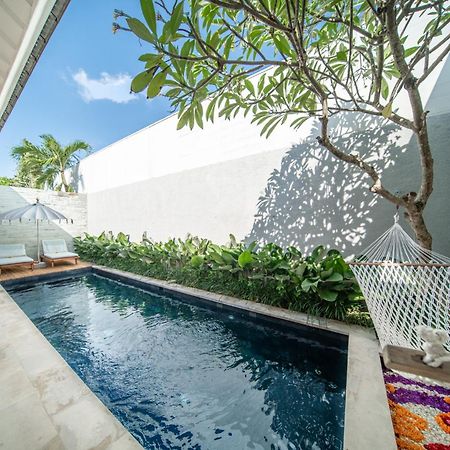 Astera Villa Seminyak By Ini Vie Hospitality Екстер'єр фото