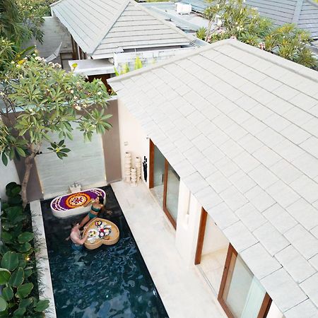 Astera Villa Seminyak By Ini Vie Hospitality Екстер'єр фото